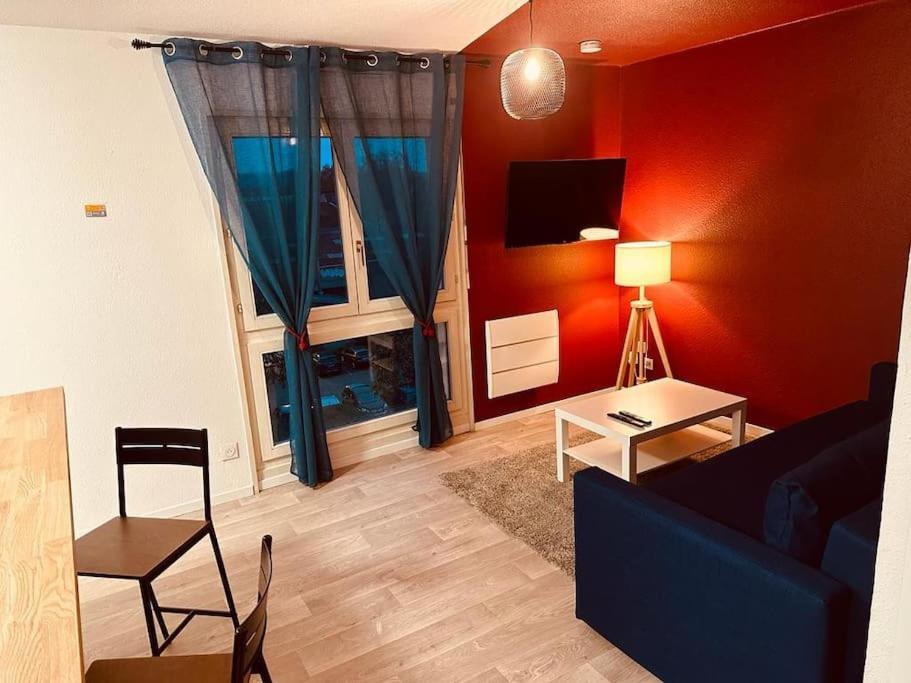 Apartament Studio Centre Avec Wifi Miluza Zewnętrze zdjęcie